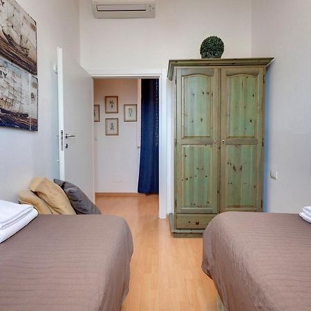 Cappelle Medici Apartment Firenze Bagian luar foto