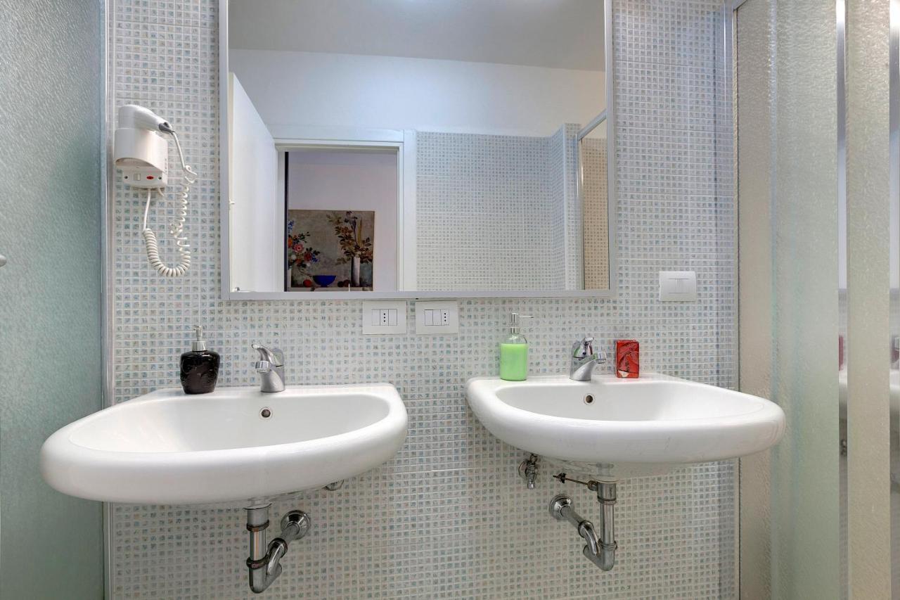 Cappelle Medici Apartment Firenze Bagian luar foto