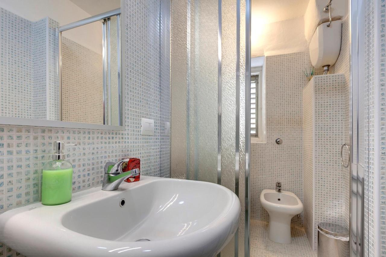 Cappelle Medici Apartment Firenze Bagian luar foto
